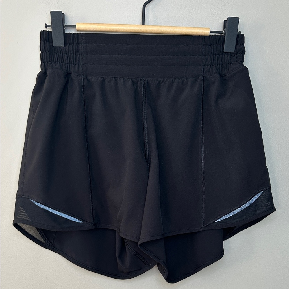 Lululemon Hotty Hot Short High Rise Long 4” Black Size 4